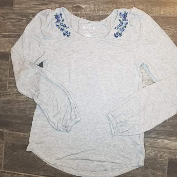 American Eagle | Floral Embroidery - Picture 3 of 7